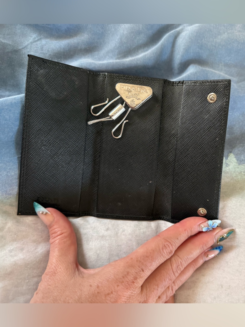 Prada saffiano leather key case - Picture 6 of 13